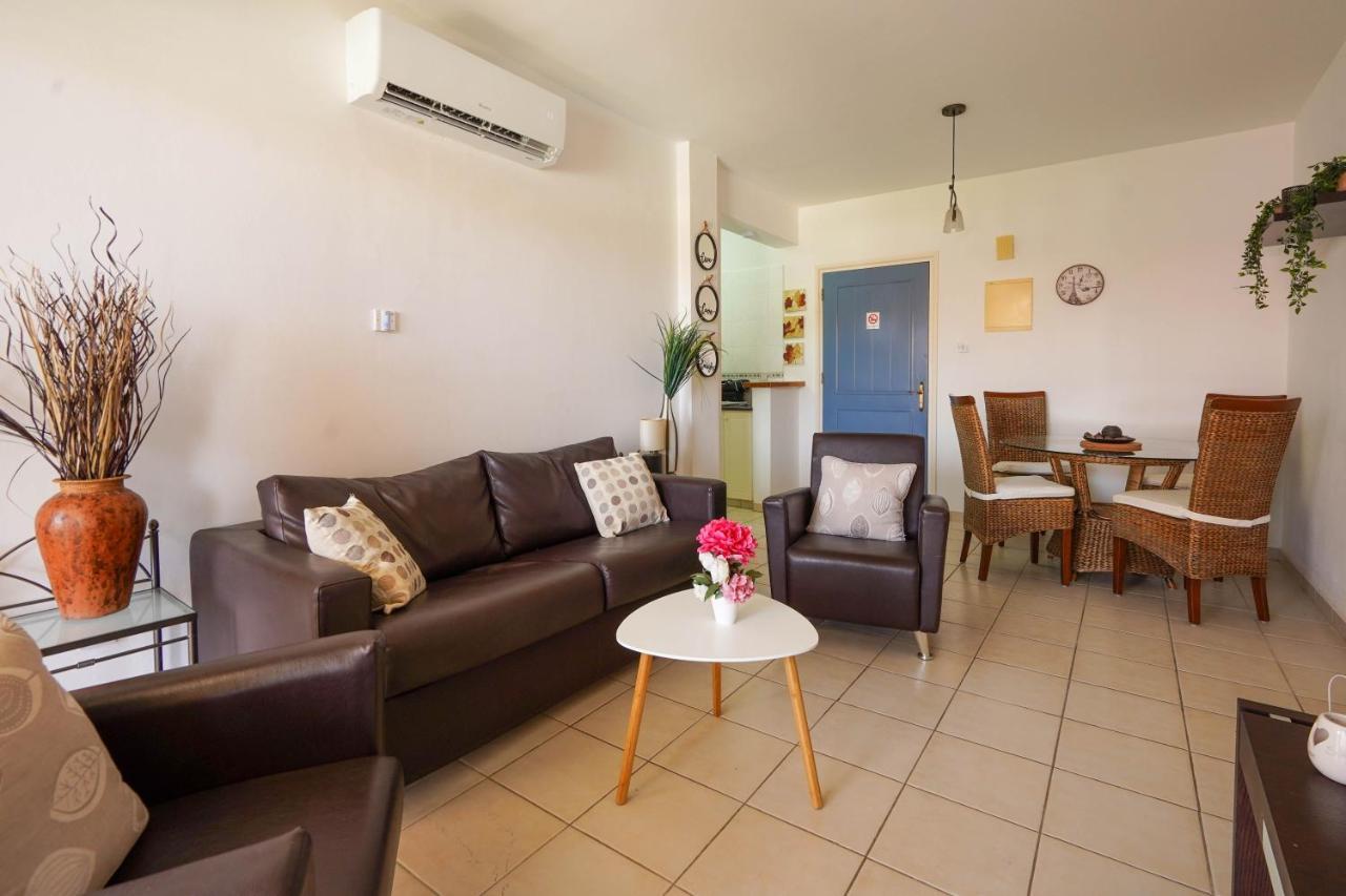 Resitour - Regina Gardens Lejlighed Paphos Eksteriør billede
