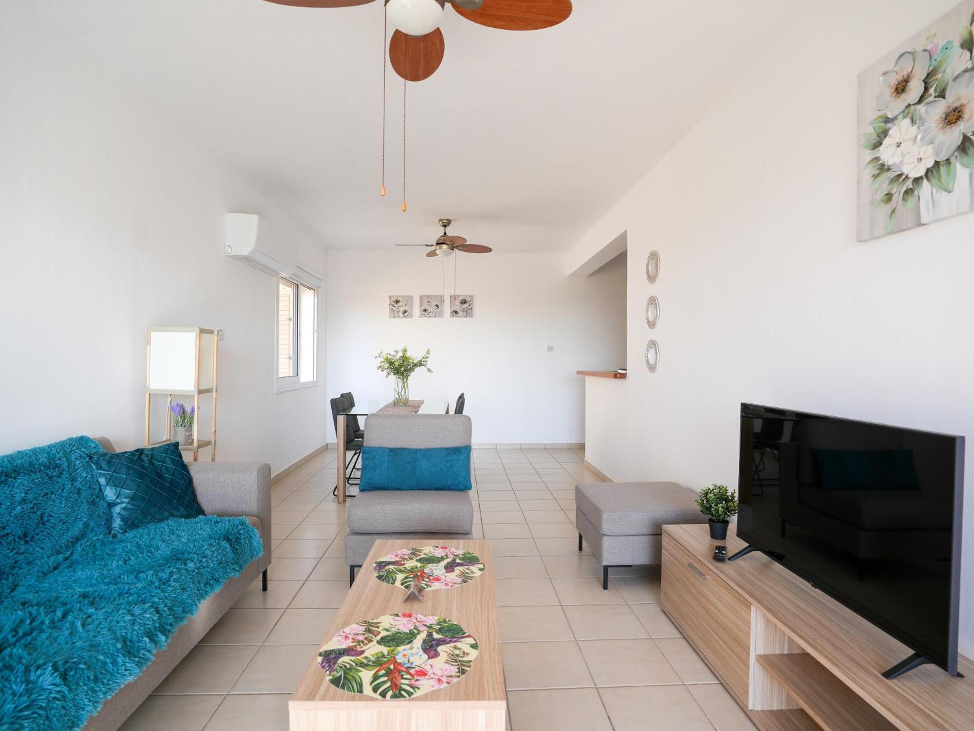 Resitour - Regina Gardens Lejlighed Paphos Eksteriør billede